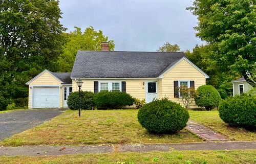 66 Pilgrim Rd, Needham, MA, 02492-1147 | Card Image