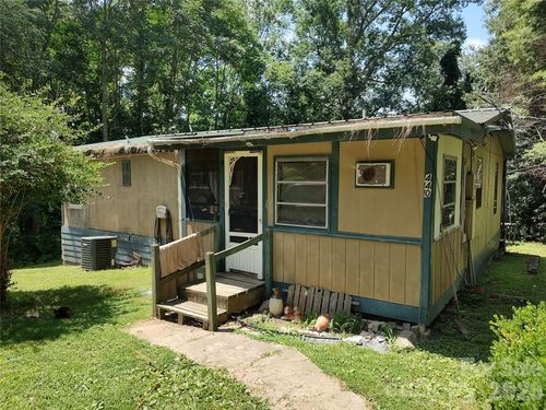 440 Hidden View Rd, Hendersonville, NC, 28792-1071 | Card Image
