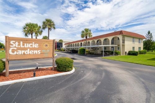 706-201 Saint Lucie Ln, COCOA BEACH, FL, 32931-4141 | Card Image