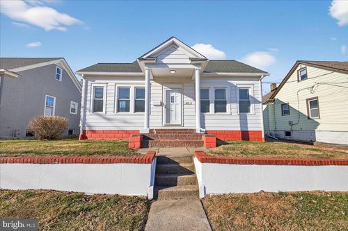 615 W 13th St, Historic New Castle, DE, 19720-4937 | Card Image