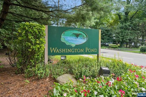 300 Pond Ct, Twp Washingtn, NJ, 07676-5119 | Card Image