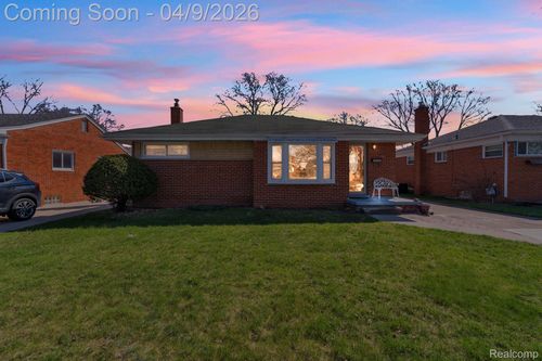 6606 Arcola St, Garden City, MI, 48135-2565 | Card Image