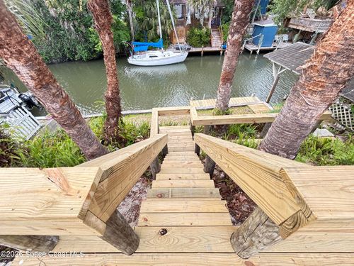 117 Lewis St, Edgewater, FL, 32141-7305 | Card Image