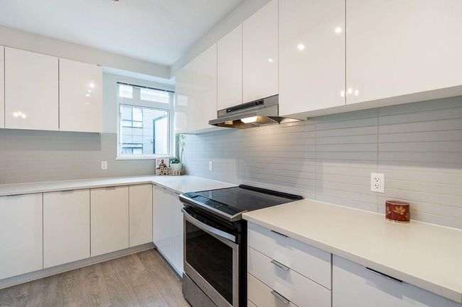 98 - 15111 Edmund Dr, Townhouse with 3 bedrooms, 3 bathrooms and 2 parking in Surrey BC | Image 7