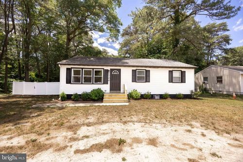 1700 Dale Ln, SALISBURY, MD, 21801-1166 | Card Image