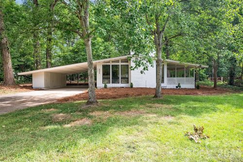 233 Dogwood Dr, Mount Holly, NC, 28120-2303 | Card Image