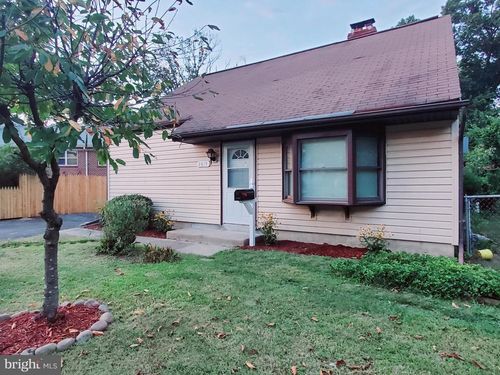 2615 Horsham Rd, HATBORO, PA, 19040-4320 | Card Image