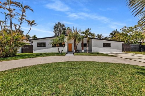 15020 Ne 7th Ave, Miami, FL, 33161-2224 | Card Image