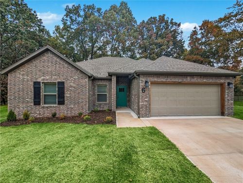 30 Lochgilphead Lane, Bella Vista, AR, 72715 | Card Image