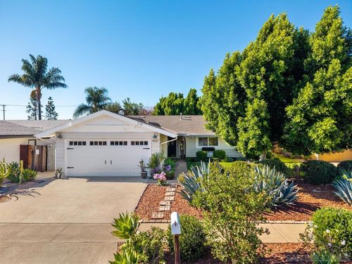 1920 Kingston Dr, Escondido, CA, 92027-4042 | Card Image