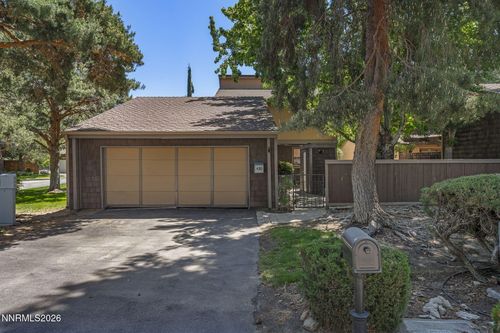 430 W Riverview Cir, Reno, NV, 89509-1127 | Card Image