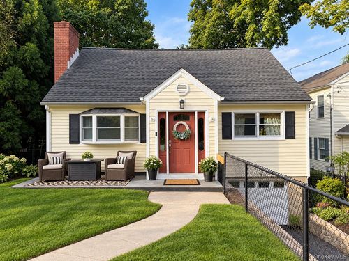 11 Emerson Avenue, Cortlandt, NY, 10520 | Card Image