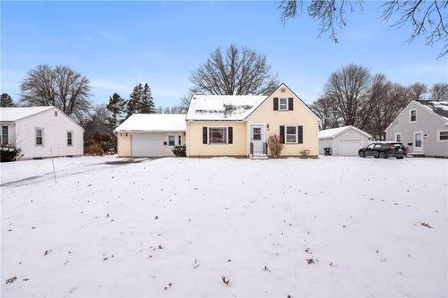 12 Charmaine Rd, Rochester, NY, 14624-3907 | Card Image