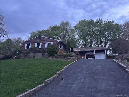 12 Glenmere Road, Clarkstown, NY, 10956 | Card Image