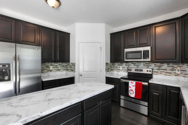 8601 Crooked Maple Dr, House other with 3 bedrooms, 3 bathrooms and null parking in Blacklick OH | Image 10