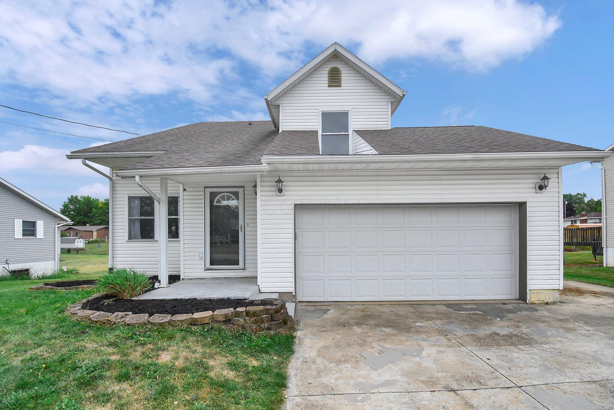 Spring Village Ln, Ontario, OH 44906