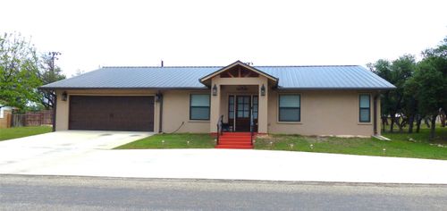 125 Parkview Dr, Brady, TX, 76825-5318 | Card Image