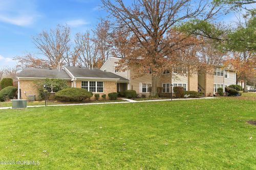 250-7 Boxwood Ter, Red Bank, NJ, 07701-6703 | Card Image