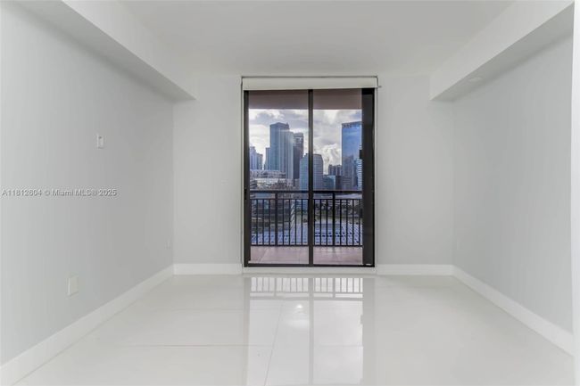 APT-1809 - 540 Brickell Key Dr, Condo with 1 bedrooms, 2 bathrooms and null parking in Miami FL | Image 6