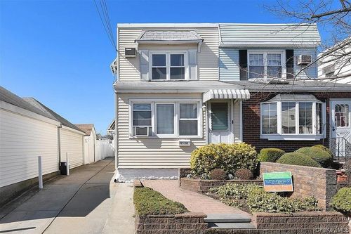 32-50 201st St, Bayside, NY, 11361 | Card Image