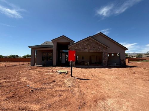 75 W Serenity Cir, Ivins, UT, 84738-6382 | Card Image