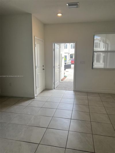 28518 Sw 134th Ave, Townhouse with 3 bedrooms, 2 bathrooms and null parking in Homestead FL | Image 2