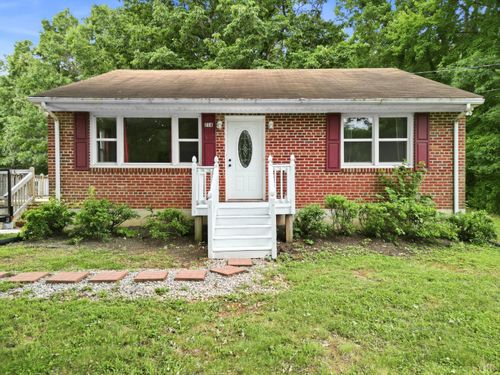 216 Crescent Ln, Monroe, VA, 24574-3202 | Card Image