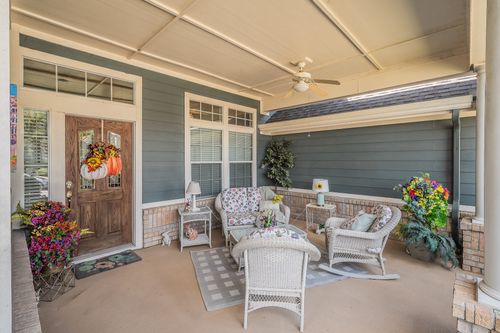 2404 Aramic Ct, Arlington, TX, 76001-8124 | Card Image