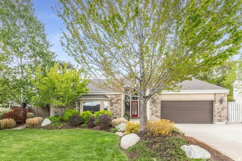 10183 Hickory Point Dr, Sandy, UT, 84092-3953 | Card Image