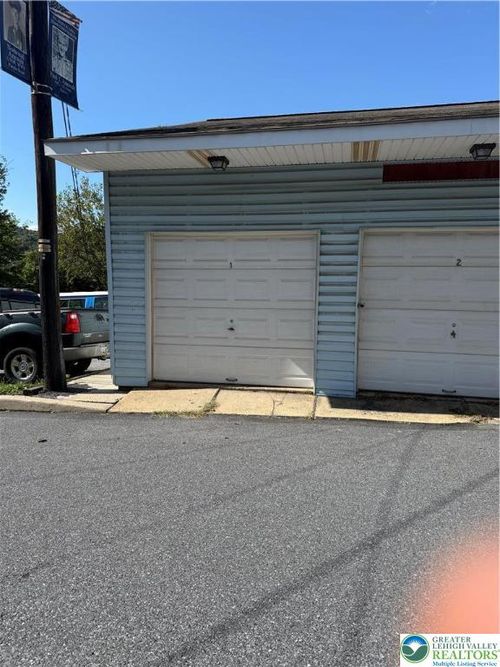 garage-1-98 Lehigh, Palmerton Boro, PA, 18071 | Card Image