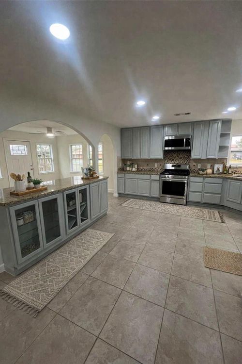 519 N Shady Lane, La Porte, TX, 77571 | Card Image