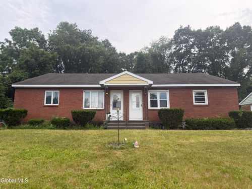 b-5 Saybrook Dr, Latham, NY, 12110-4909 | Card Image