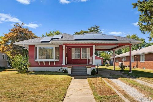 458 N 6th St, Wood River, IL, 62095-1755 | Card Image