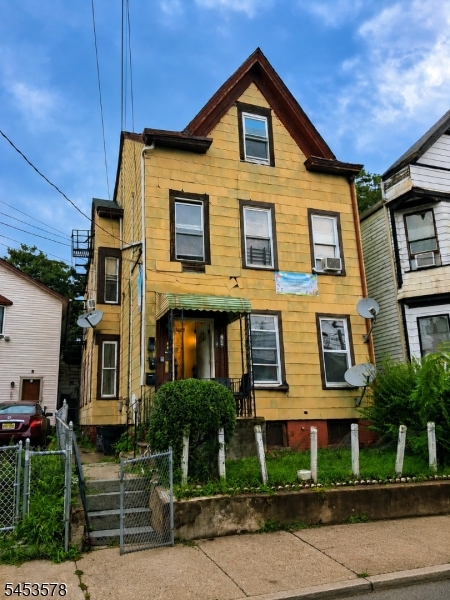 Residential Income in Paterson City