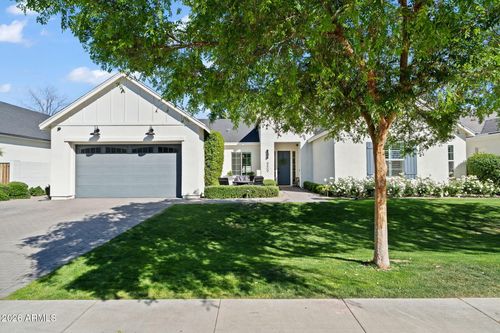 8409 N Diller Grove Ln, Phoenix, AZ, 85021-0100 | Card Image
