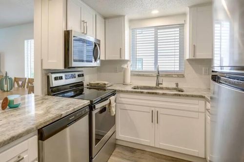 apt-11-2110 Gulf Blvd, Indian Rocks Beach, FL, 33785-3819 | Card Image