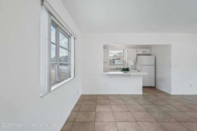 Dining Area | Image 12