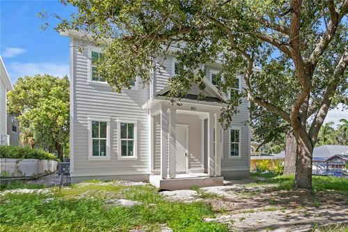 801 9th Ave S, SAINT PETERSBURG, FL, 33701-4721 | Card Image