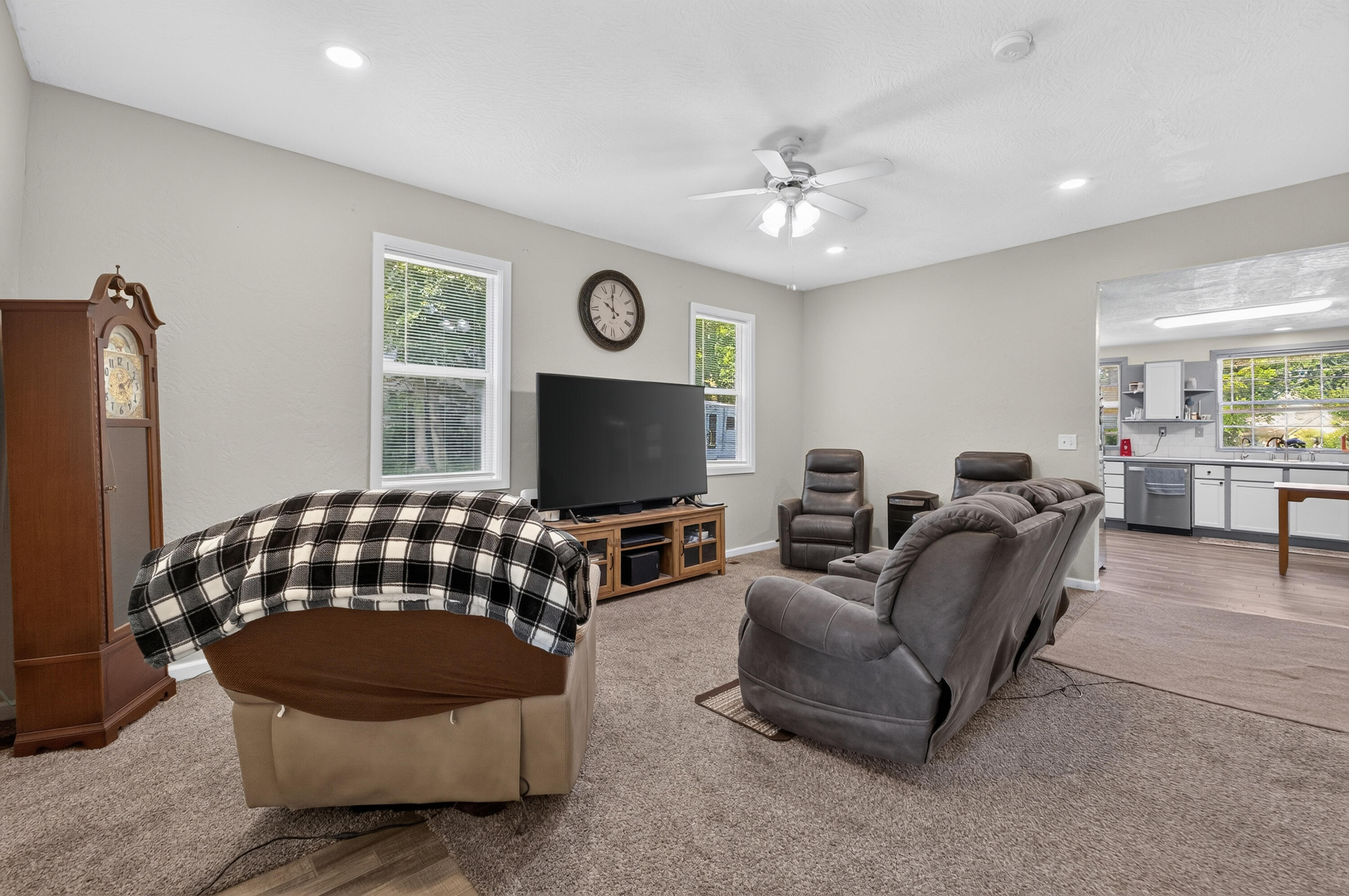 Residential in Springfield 3