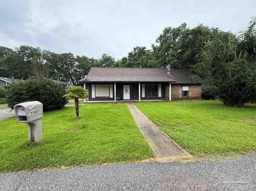 7741 Grundy St, Pensacola, FL, 32507-1571 | Card Image