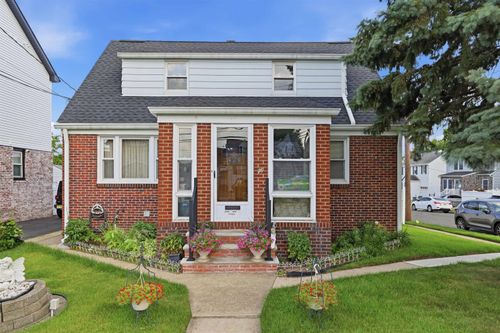 2-76 Schuyler Ave, North Arlington, NJ, 07031-6723 | Card Image