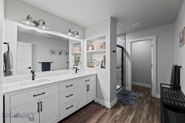 Master Bathroom | Image 39