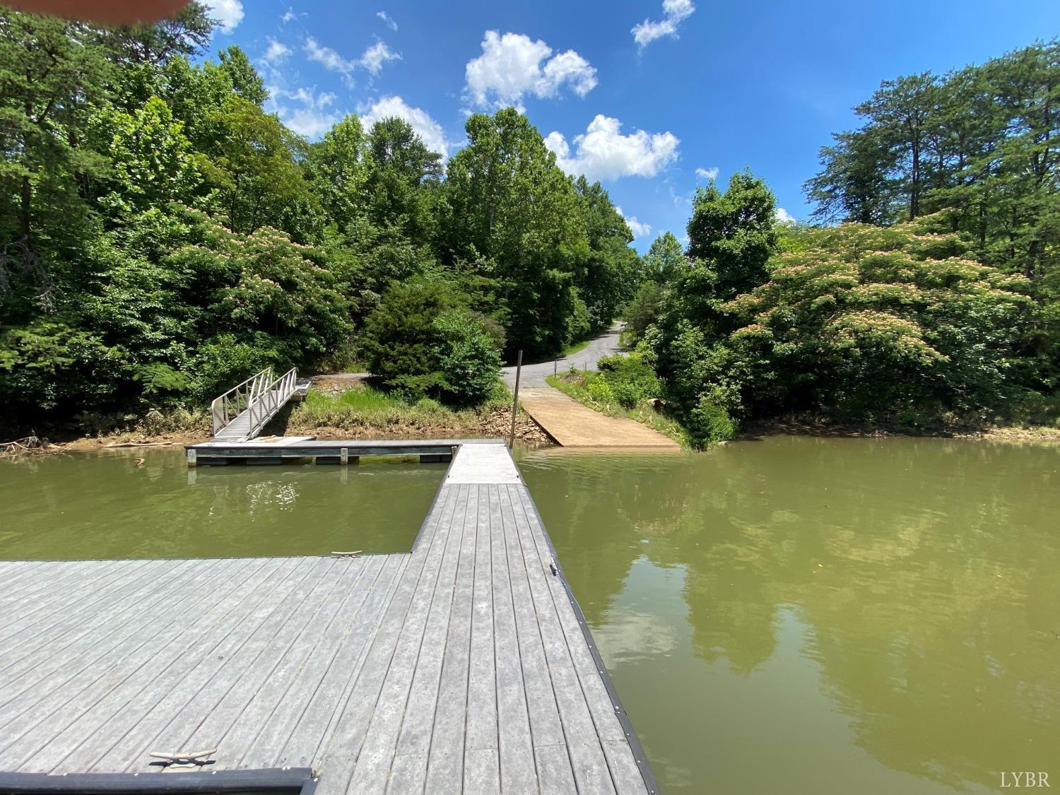 Land in Gretna