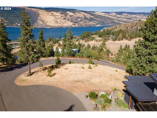 371 Ponderosa Pl, Mosier, OR, 97040 | Card Image