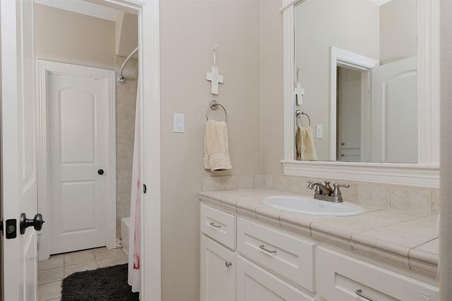 28107 Buena Way, House other with 5 bedrooms, 5 bathrooms and 7 parking in Spring TX | Image 34