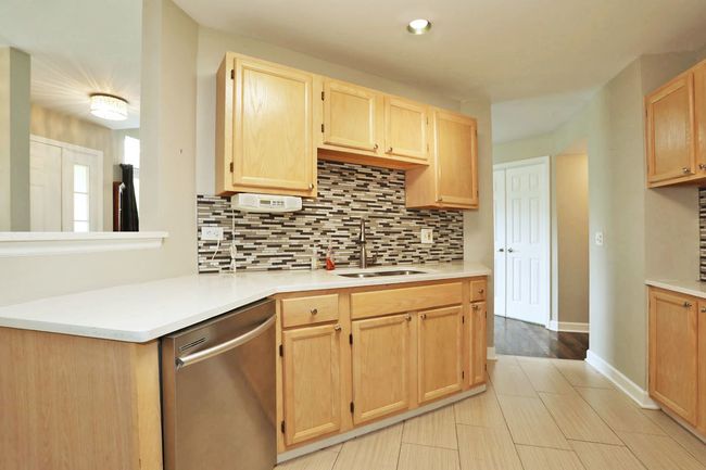 STAINLESS APPLIANCES | Image 14