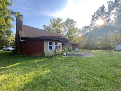 14421 Eaton Pike, House other with 3 bedrooms, 2 bathrooms and null parking in New Lebanon OH | Image 3