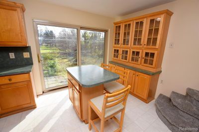 Breakfast nook w/built-in cabinet | Image 3