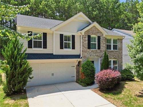 100 Moonlit Trl, Dallas, GA, 30132-7581 | Card Image