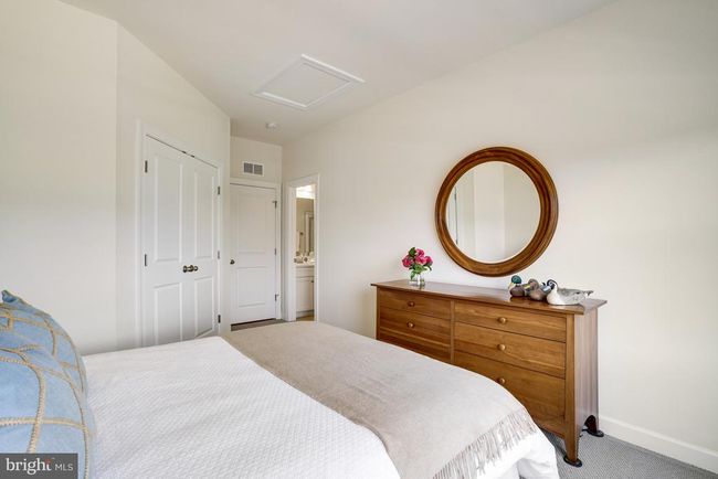 8942 Hubbard Way, House other with 4 bedrooms, 4 bathrooms and null parking in LORTON VA | Image 44
